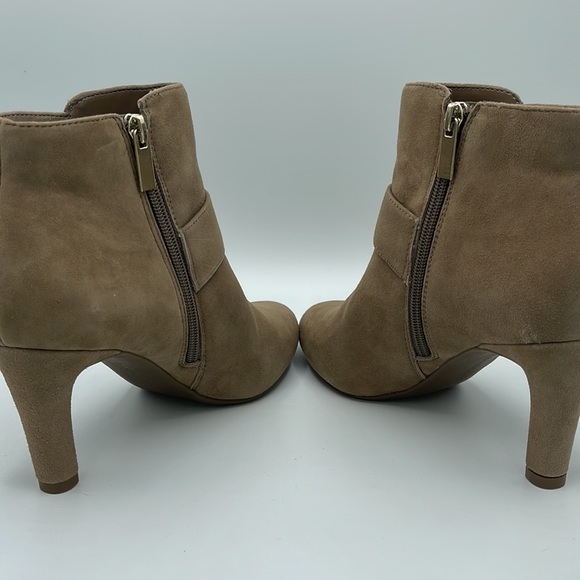 Bandolino Booties - Picture 7 of 13